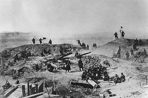 Deutsch-Dänischer Krieg: Eroberung der Düppeler Schanzen durch die preußische Armee am 18. April 1864. Nach einer Aufnahme von Heinrich Graf